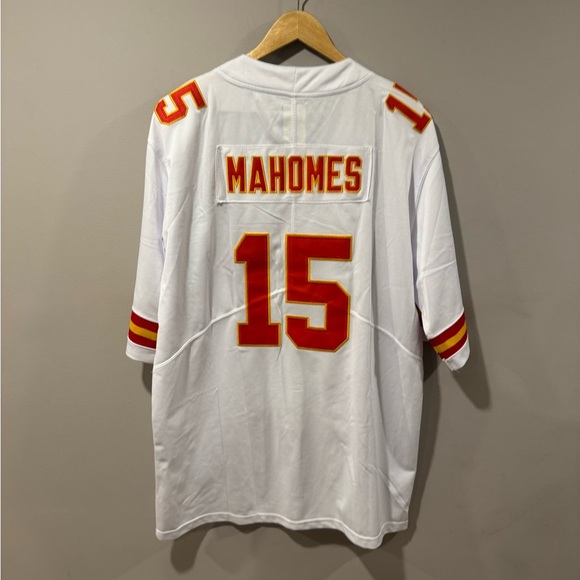 Kansas City Chiefs Patrick Mahomes NFL Football Jersey - Picture 2 of 12